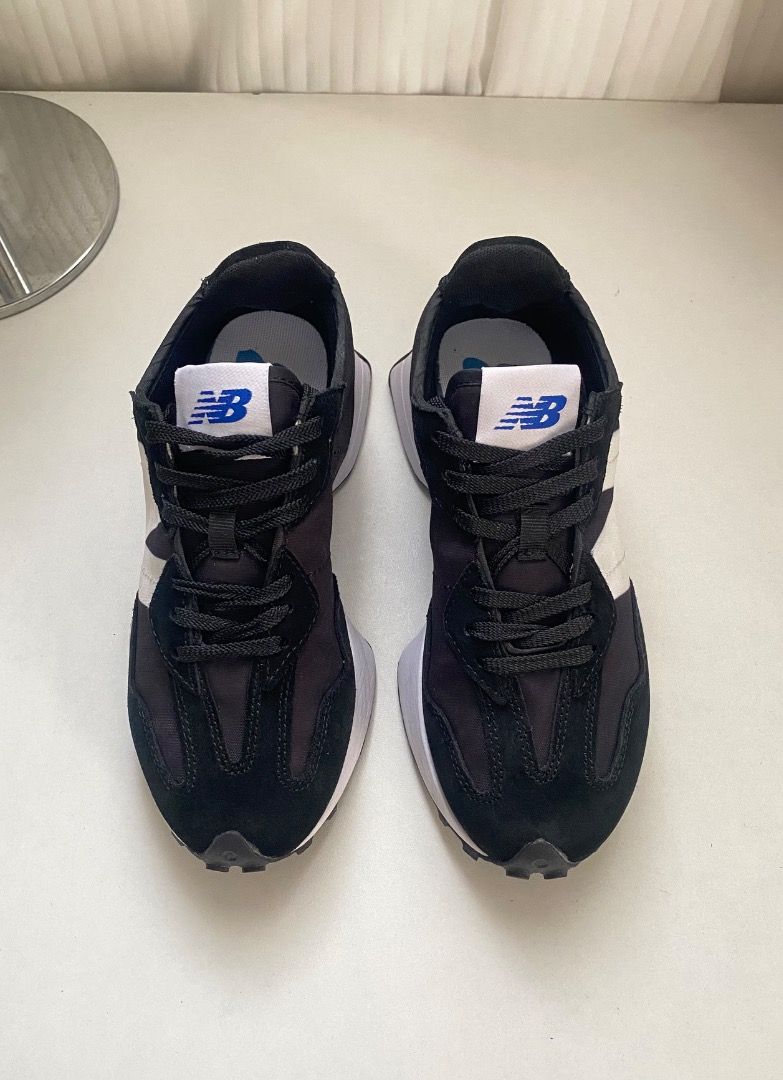New Balance 327 Black White (Category: Sneakers) located in San Carlos. Submitted by kicksbuddy28 (Listing ID 1438154364, Image 2). Description: EU 36 22cm to 22.5cm EXCELLENT CONDITION AUTHENTIC .