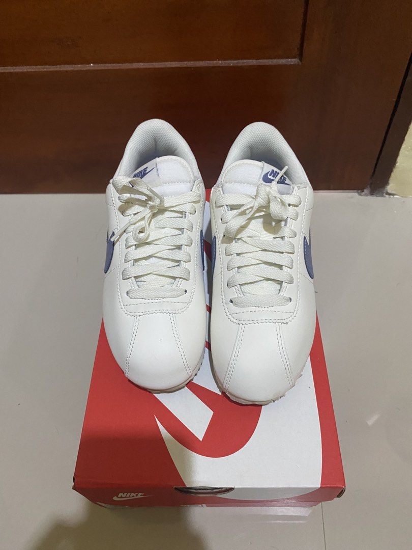 Nike Cortez Size 5 (Category: Sneakers) located in Cebu City. Submitted by spanishlatte___ (Listing ID 1438113833, Image 2). Description: Nike Cortez (Sail) Used only once, newly bought! Size 5 Cute color 🥹♥️ Bought online for 3k+ RFS: Wrong size, I am size 6.