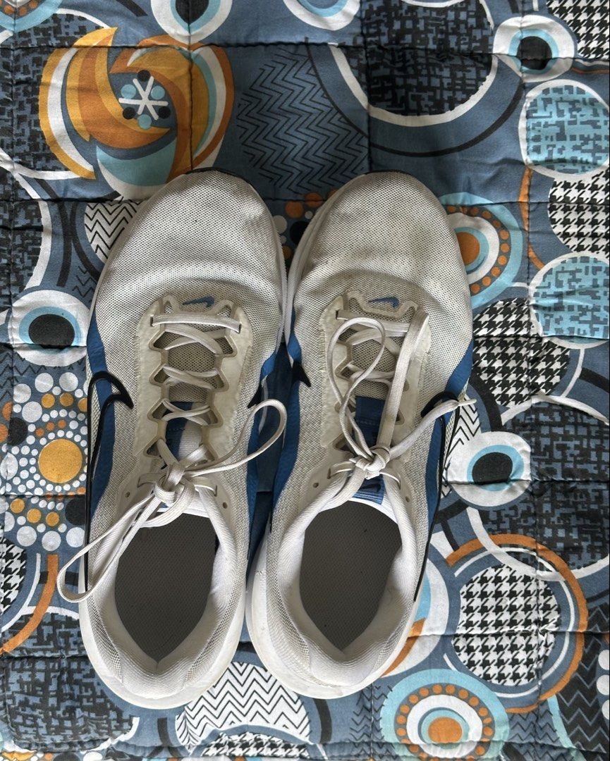 Nike Downshifter 13 Running Shoes (Category: Sneakers) located in Manila. Submitted by pioloo (Listing ID 1438163184, Image 3). Description: Nike Downshifter 13 Running Shoes * Size: US 11 (Mens) / UK 10 / EUR 45 / 29 cm * Colorway: White / Star Blue / Green Strike / Black * Authentic, ordered this pair in the Nike App. Condition Details: * Uppers: Breathable mesh is completely intact with no holes or tears. Light, normal dust staining on the whi