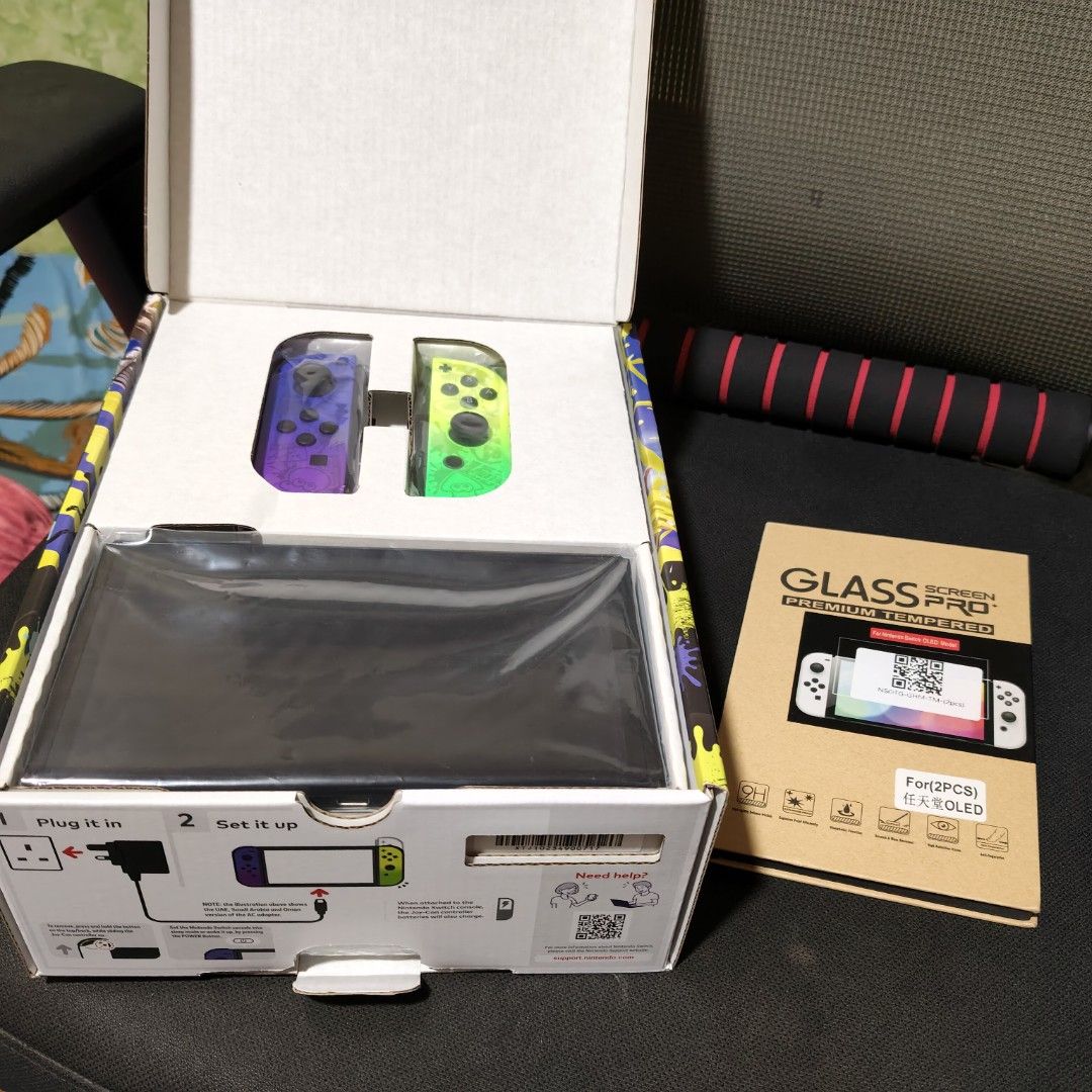 Nintendo Switch OLED Splatoon Edition (Category: Nintendo) located in Manila. Submitted by lauraarseid (Listing ID 1438146266, Image 2). Description: Nintendo Switch OLED Splatoon Edition with Included Case and Tempered Glass. Brand New and never technically used, Only opened for checking and I maintained the battery near 50% to preserve battery health. Originally I bought it for preservation as part of my collection, I decided to sell na sayang 
