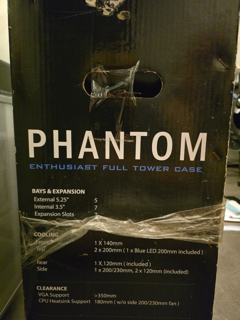 NZXT Phantom Full Tower Case - Red455785168042741760