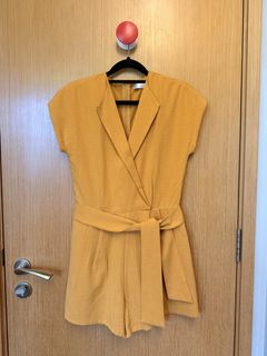 (Category: ) located in . Submitted by easybuy.easysell (Listing ID 1438228890, Image 1). Description: .