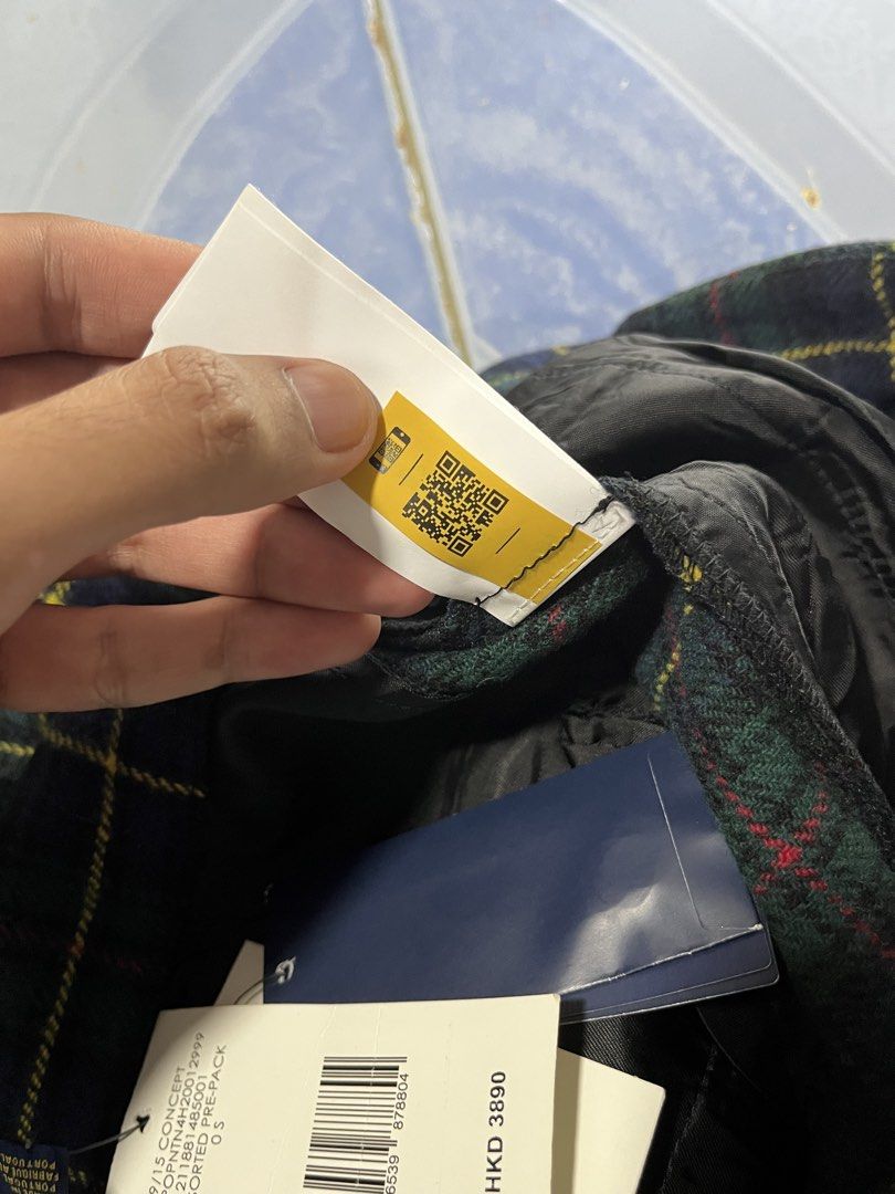 Polo Ralph Lauren Plaid Wool Pants (Category: Other Bottoms) located in Pasay City. Submitted by chokmvn (Listing ID 1438291586, Image 3). Description: Women’s Polo Ralph Lauren Plaid Wool Pants (Size 0) •Condition: 10/10 (Deadstock / New with Tags). •Retail Reference: HKD 3,890 (Approx. ₱28,000+). •Brand: Authentic Polo Ralph Lauren (Made in Portugal). •Pattern: Classic Black Watch Tartan (Green/Navy with Red/Yellow overcheck). •Material: 100% V