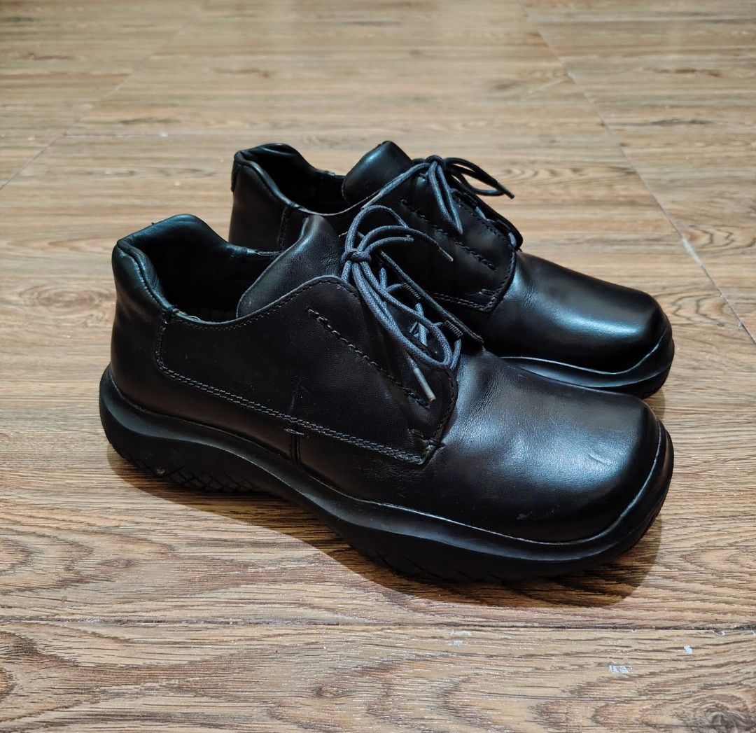 PRADA - 1999 - Archive - Square Toe Vibram Shoes (Category: Sneakers) located in Manila. Submitted by espesyaloffer (Listing ID 1438212188, Image 1). Description: PRADA - 1999 - Archive - Square Toe Vibram Shoes Condition : 9.5/10 Size : 29cm outsole Flaws : none P12,880 + sf.