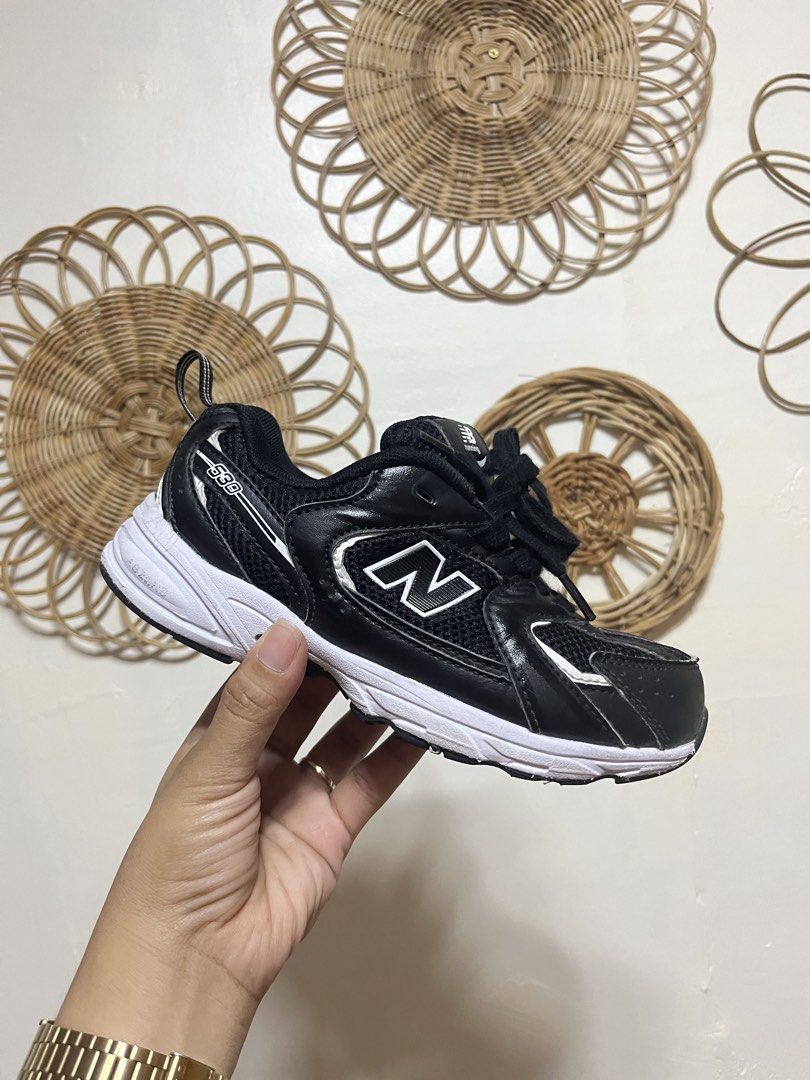 PRELOVED ÖG NB FOR KIDS (Category: Babies & Kids Fashion) located in Caloocan City. Submitted by ynna_27 (Listing ID 1438146391, Image 1). Description: FS : PRELOVED ÖG NB FOR KIDS Minimal Sign of usage 20cm insole 🫶 650 nalang RFS : Naliitan na ☺️ ❎NO BOX.
