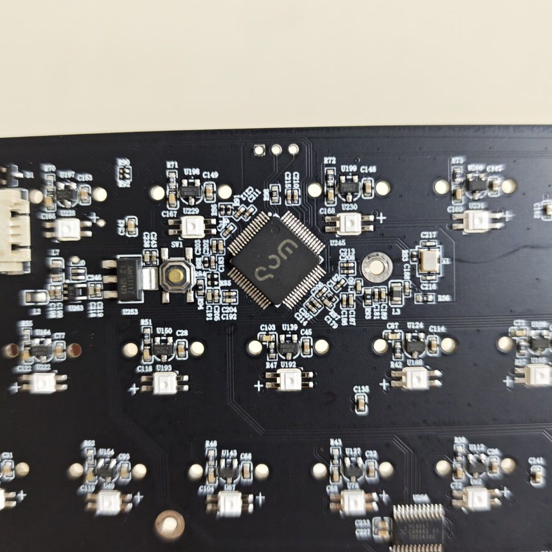 Rainy75 RT PCB （分類：電腦鍵盤及相關產品）位於 Hong Kong。 由 tsunamitech 提交（商品編號 1438205821，圖片 3）。簡介： For More Information Feel Free To Message - No Issues。