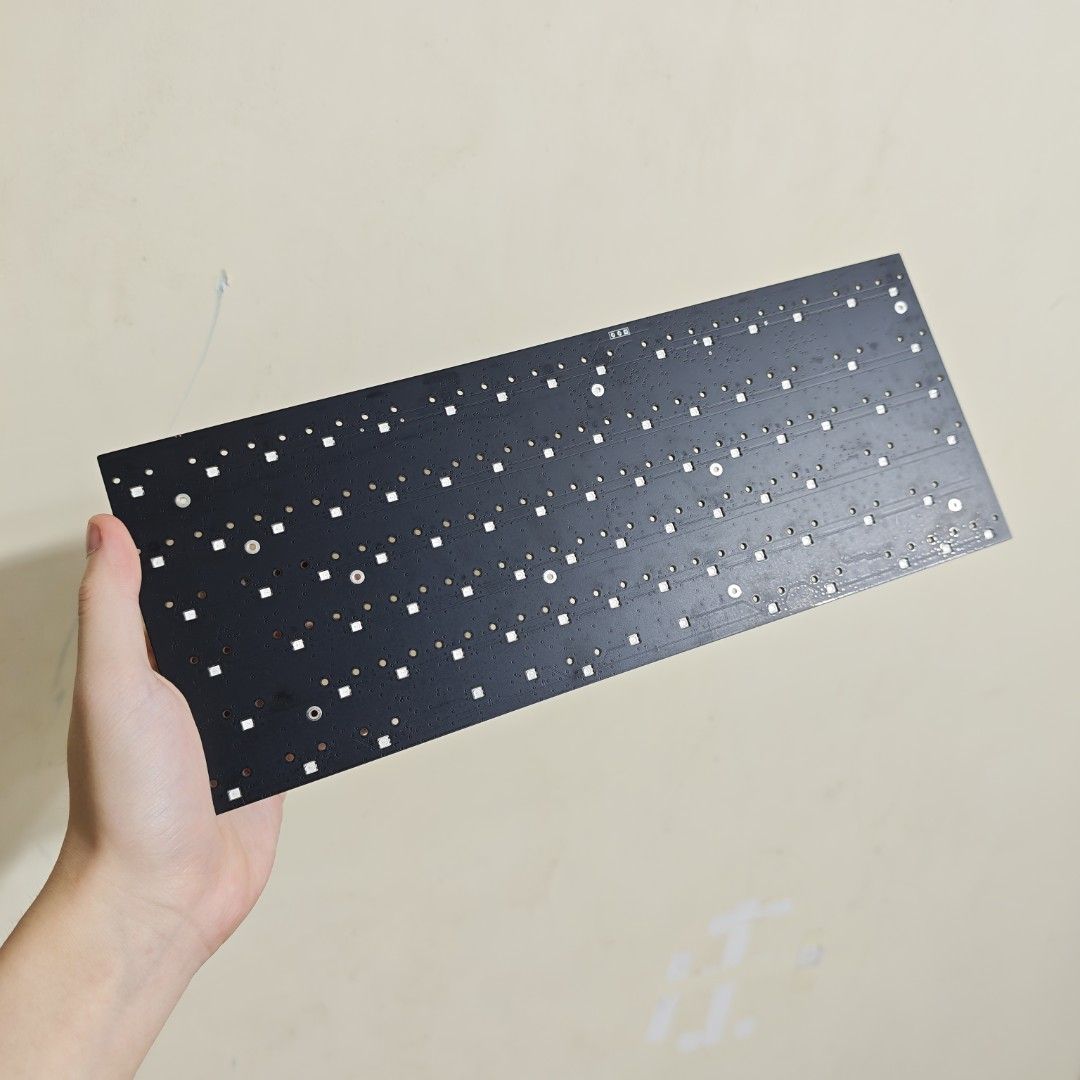 Rainy75 RT PCB （分類：電腦鍵盤及相關產品）位於 Hong Kong。 由 tsunamitech 提交（商品編號 1438205821，圖片 1）。簡介： For More Information Feel Free To Message - No Issues。