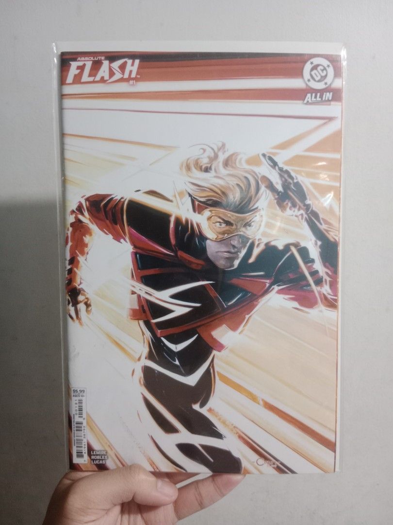 RUSH SALE: Absolute Flash and Ultimate Endgame Comics (Category: Comics & Manga) located in Mandaluyong City. Submitted by highball052 (Listing ID 1438200822, Image 1). Description: RUSH SALE: Absolute Flash and Ultimate Endgame Comics Condition: Near mint (no damage, read only once) Price list: - Absolute Flash #1 (Clayton Crain Card Stock Variant) - 500 pesos - Ultimate Endgame #1 (Sanford Greene Wraparound Variant) - SOLD - Ultimate Endgame #2