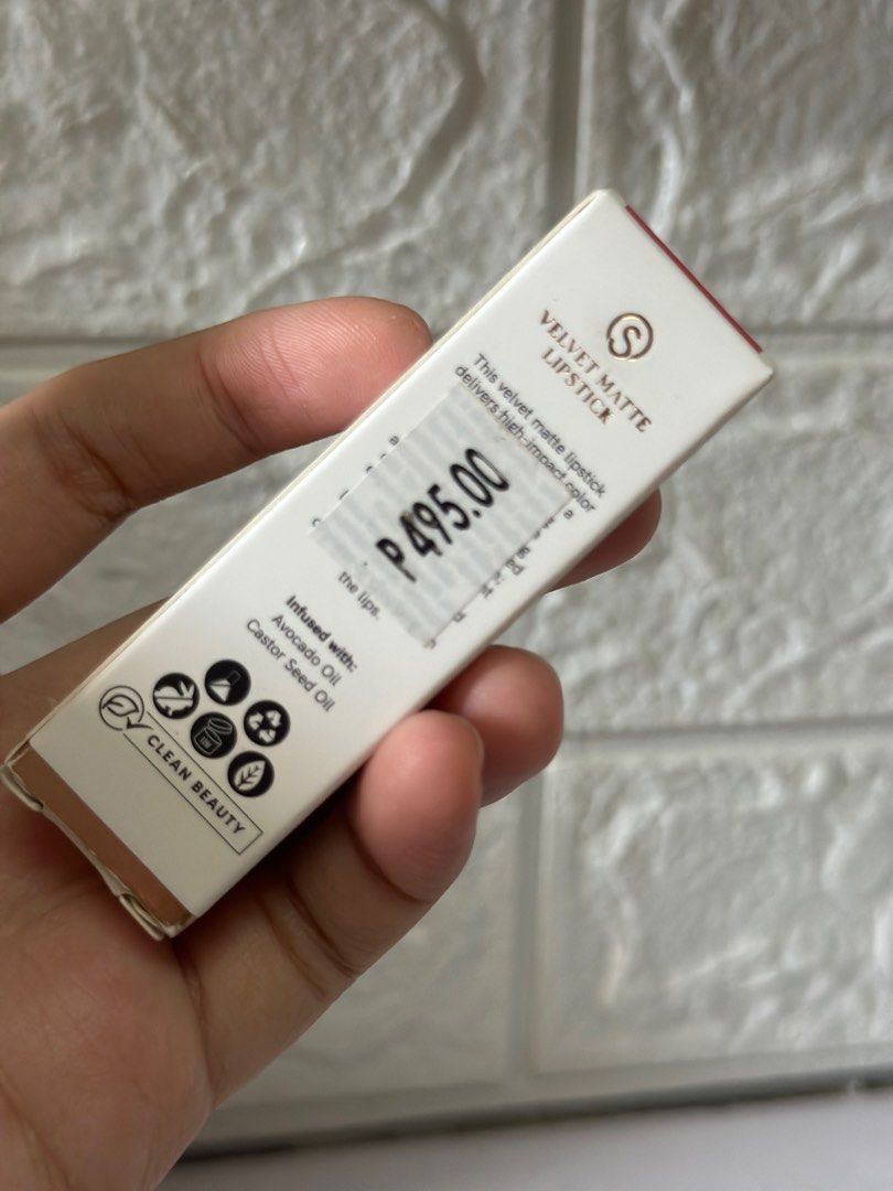 Spotlight cosmetics (Category: Makeup) located in Quezon City. Submitted by kbeautyfinds (Listing ID 1438235330, Image 3). Description: Lp posted Swatched once on hand only. Item already sanitized. Magnetic lid.