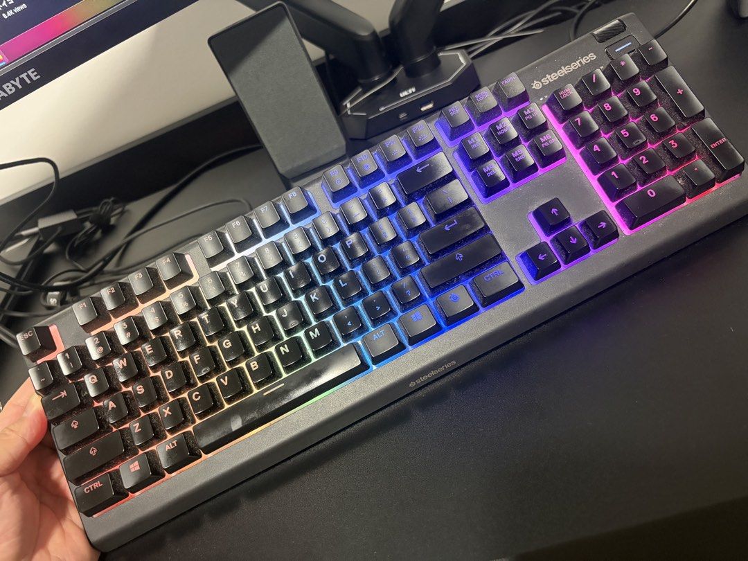 SteelSeries Apex 3 Mechanical Keyboard455885308035737600