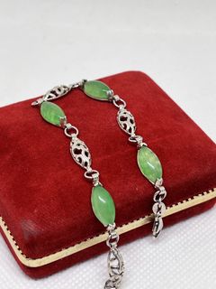 (Category: ) located in . Submitted by vintagetreasureby.mivida (Listing ID 1438136406, Image 1). Description: .