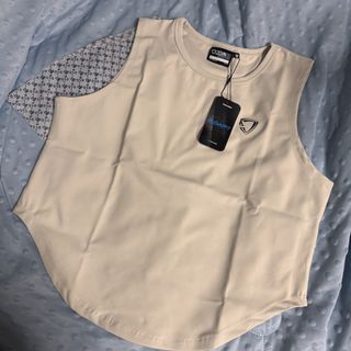 （分類：）位於 。 由 vonomano 提交（商品編號 1438286183，圖片 1）。簡介： 。