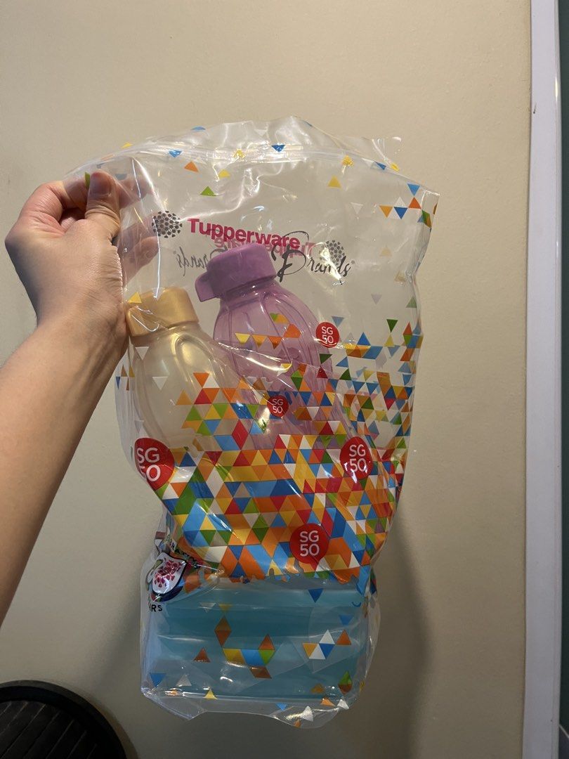 Tupperware water bottle and container set455630220679587840