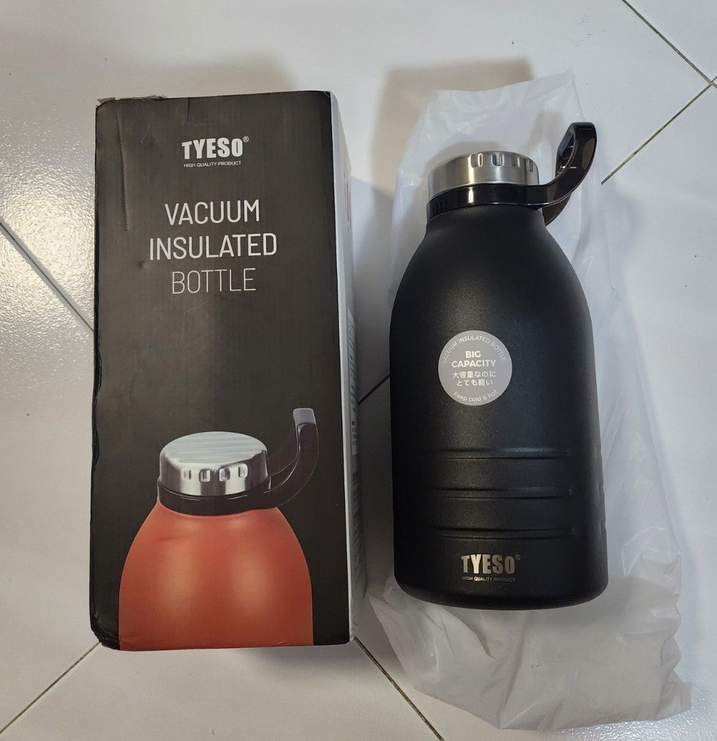 TYESO Vacuum Insulated Bottle - Black455963645136097280