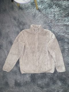 (Category: ) located in . Submitted by litsthrift (Listing ID 1438159130, Image 1). Description: .