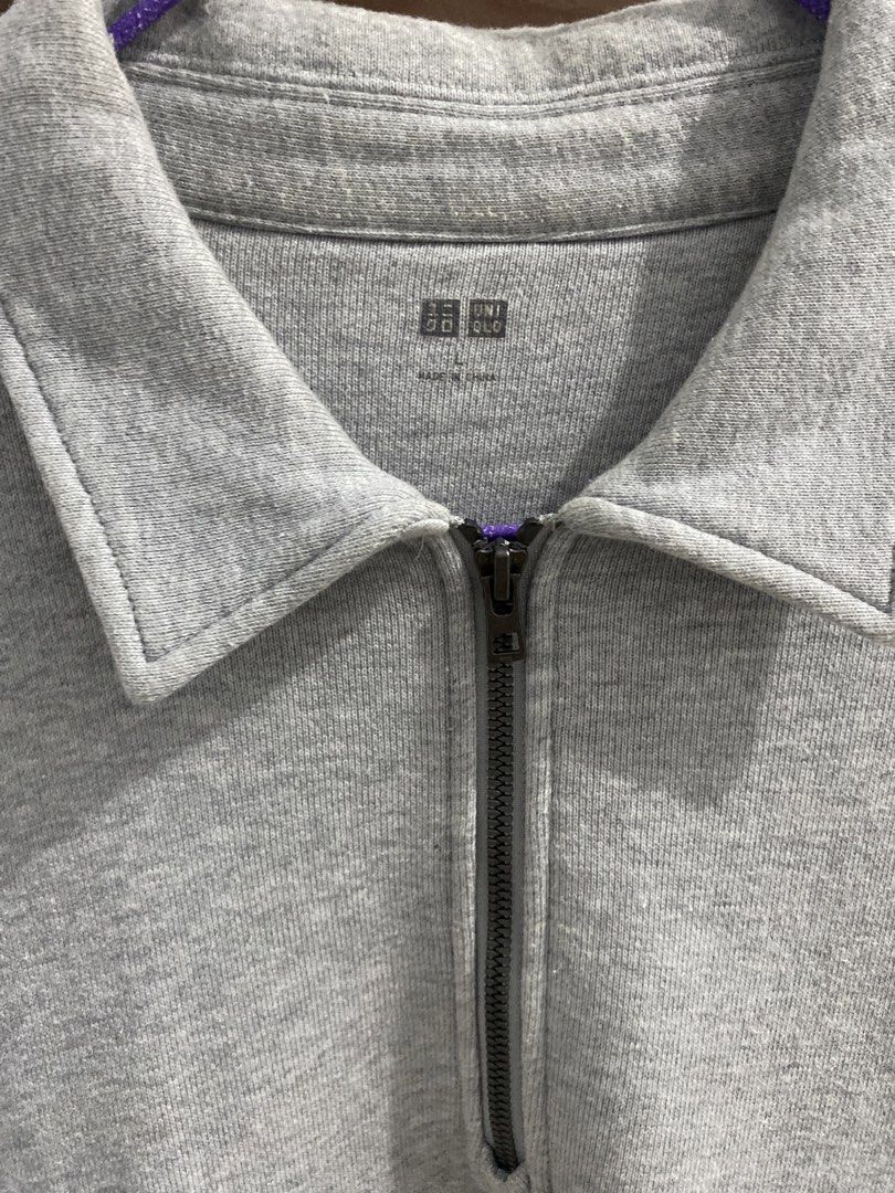 Uniqlo Grey Halfzip Sweater (Category: Coats, Jackets and Outerwear) located in Manila. Submitted by dropndrip (Listing ID 1438267381, Image 2). Description: -10/10 condition -need wash -Large to XL size -good as new.