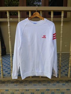 (Category: ) located in . Submitted by hithriftstore (Listing ID 1438114038, Image 1). Description: .