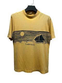 (Category: ) located in . Submitted by sidewalkclothing_co (Listing ID 1438266687, Image 1). Description: .