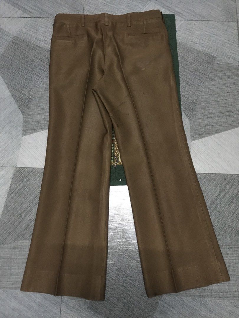 Vintage Flared Trousers (Category: Trousers) located in Pasig City. Submitted by spidegoey (Listing ID 1438289922, Image 2). Description: Vintage Flared Trousers🔥🔥 Perfect for you old money fits🔥🔥 With Hidden pocket inside and great edge 9/10 Cond 10/10 Color rate Pristine Cond🔥🔥 Dimes: W 34 L 39.5 Leghole 12 issue: need wash DM DM DM .
