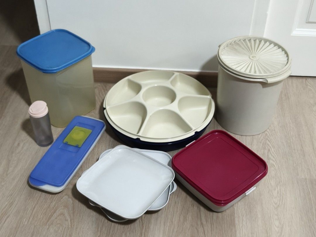 Vintage Tupperware Set - Various Containers455836155018618880