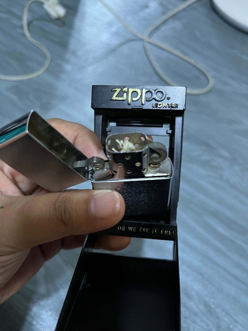 VINTAGE ZIPPO LIGHTER (Category: Jewelry) located in Cavite. Submitted by erwheen (Listing ID 1438160094, Image 2). Description: VINTAGE ZIPPO LIGHTER MADE USA NEVER USE STOCK ONLY HEARING OFFER LOCATION CAVITE CITY.