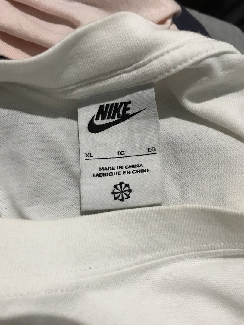White Nike Mid Embroidered Swoosh (Category: Tshirts & Polo Shirts ) located in Cavite. Submitted by goofyasschigga (Listing ID 1438265074, Image 3). Description: .
