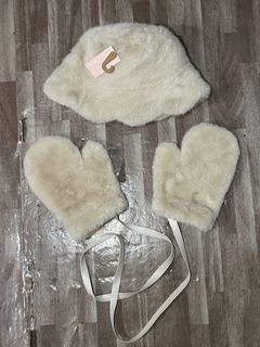 (Category: ) located in . Submitted by pinkyswearshop (Listing ID 1438269963, Image 1). Description: .