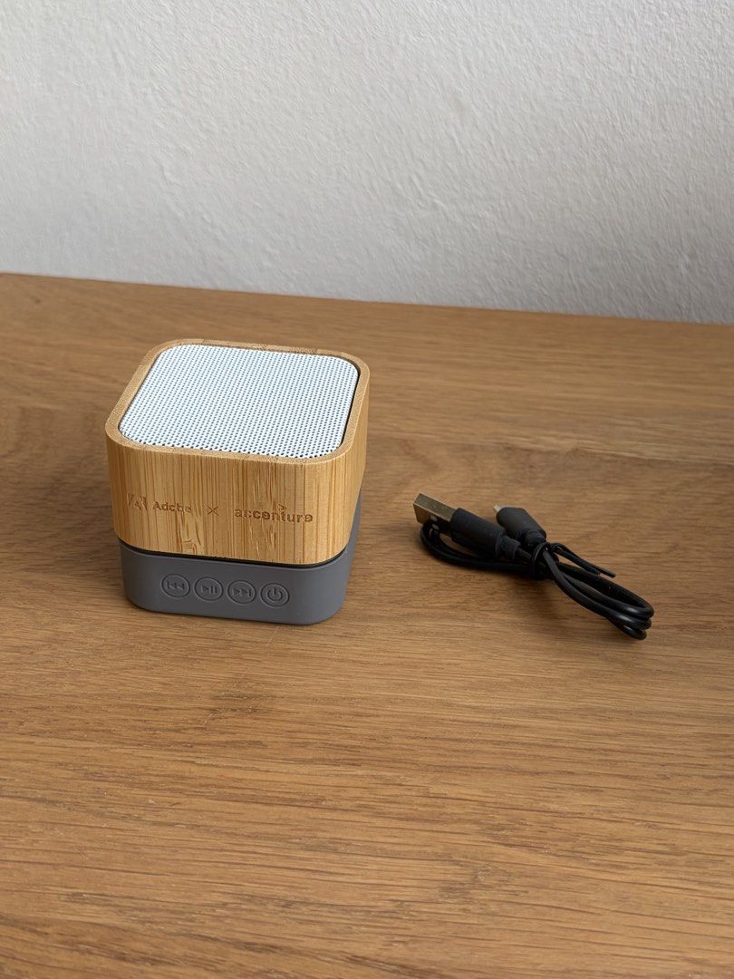 Wireless Speaker455548783695636481