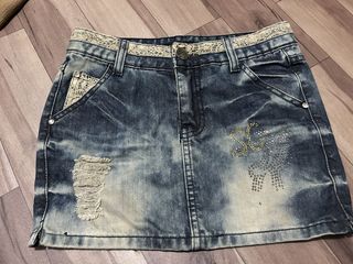(Category: ) located in . Submitted by ashlynganda (Listing ID 1438296924, Image 1). Description: .