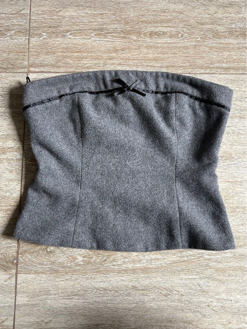 Zara Gray Bow Tube Top (Category: Sleeveless) located in Antipolo. Submitted by athsix (Listing ID 1438126239, Image 1). Description: - zara gray tube top with cute ribbon detail - thick fabric, very comfy - size xs but runs a bit big - used arnd 4 times only - dm for ww rfs: doesnt fit me na :(.