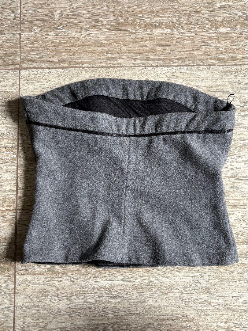 Zara Gray Bow Tube Top (Category: Sleeveless) located in Antipolo. Submitted by athsix (Listing ID 1438126239, Image 2). Description: - zara gray tube top with cute ribbon detail - thick fabric, very comfy - size xs but runs a bit big - used arnd 4 times only - dm for ww rfs: doesnt fit me na :(.