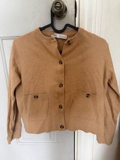(Category: ) located in . Submitted by shopaholic1113 (Listing ID 1438139493, Image 1). Description: .