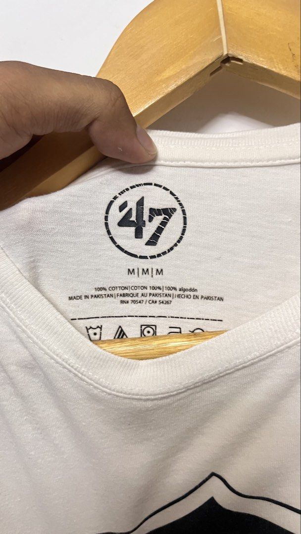 47 Brand Raiders T-shirt - Medium (Category: Tshirts & Polo Shirts ) located in Cabuyao City. Submitted by kisyana (Listing ID 1438455026, Image 2). Description: - Official 47 Brand Raiders T-shirt - Size: Medium - Material: 100% cotton - Made in Pakistan - Features Raiders logo - Minor stain on bottom hem - Brand and size tag visible.