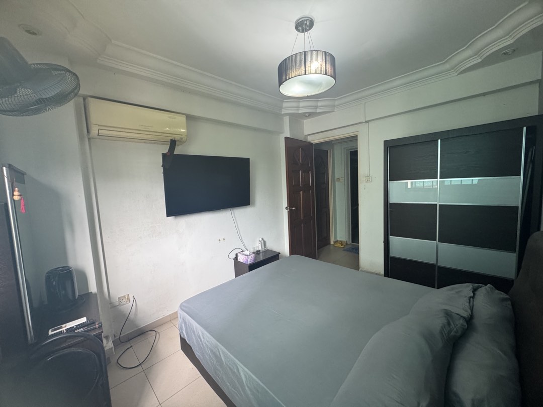 (Category: ) located in . Submitted by kahchoon003 (Listing ID 1438356260, Image 1). Description: .