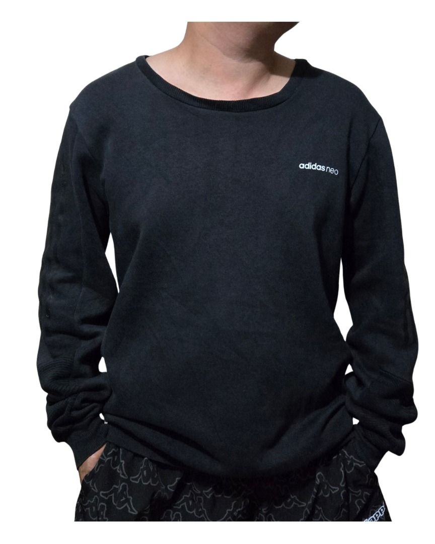Adidas Neo crewneck sweatshirt (Category: Activewear) located in Calamba. Submitted by 2ndvibeph (Listing ID 1438304222, Image 1). Description: .