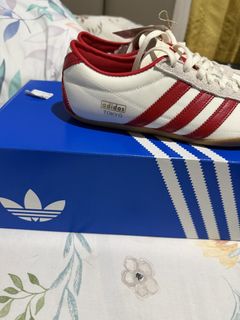 100+ Red adidas Dijual | Sepatu | Carousell Indonesia