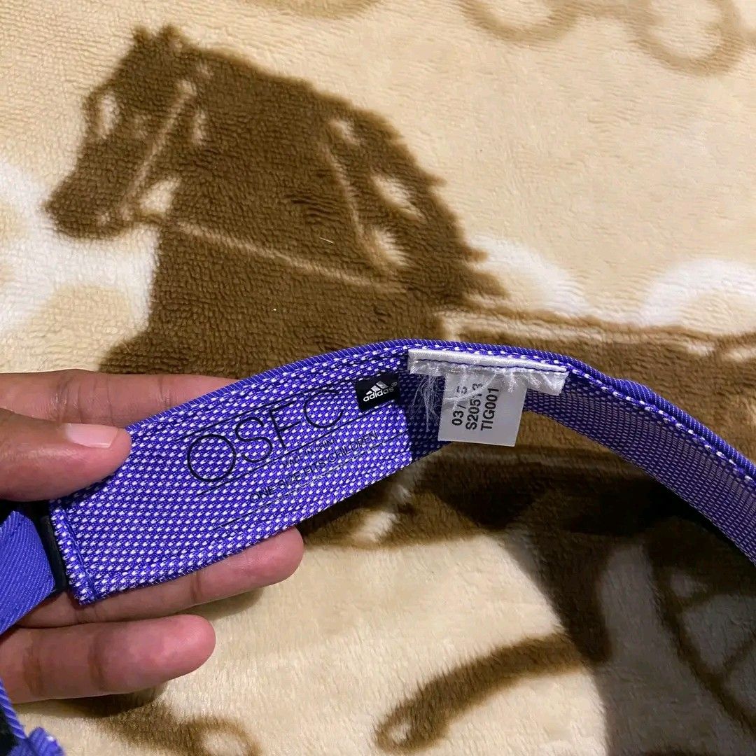 Adidas Visor For Kids (Category: Caps & Hats) located in Manila. Submitted by bidgeyow20688 (Listing ID 1438492126, Image 3). Description: FOR SALE Adidas Visor Youth excellent condition issue cut main label 📥.