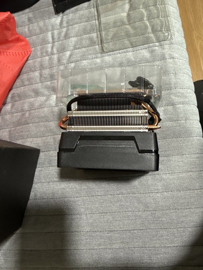 AMD Ryzen 7 CPU Cooler - Brand New456515752224378882