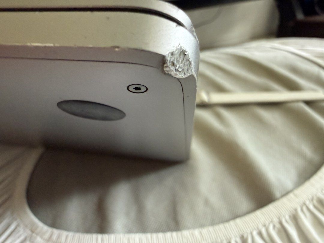 Apple MacBook Pro - Silver456607178509537284