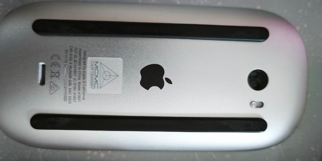 Apple Magic Mouse 2456516901756610562