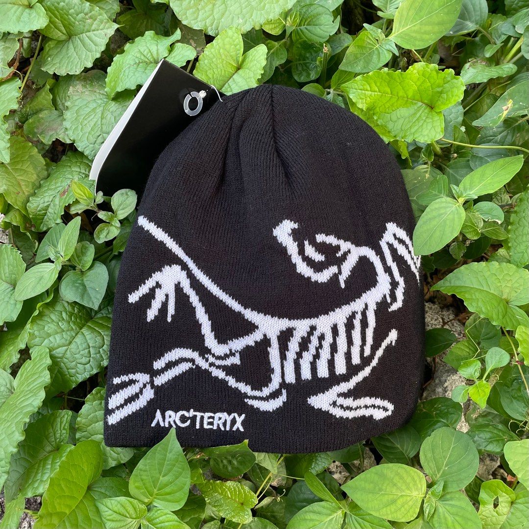 Arc'teryx Fernie Toque Beanie (Category: Caps & Hats) located in Navotas City. Submitted by angelolim983932 (Listing ID 1438408509, Image 1). Description: NO ISSUE .