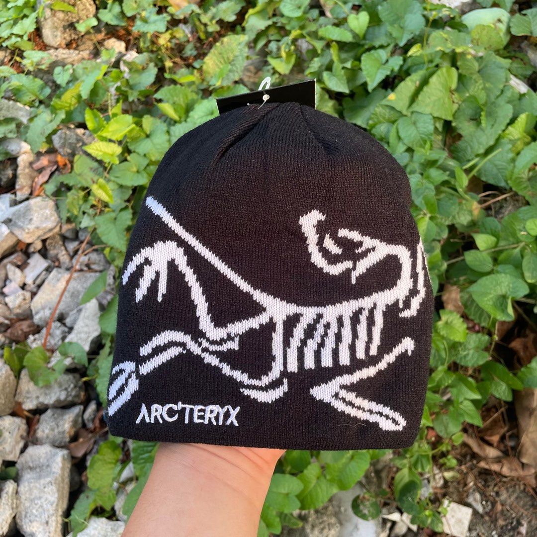 Arc'teryx Fernie Toque Beanie (Category: Caps & Hats) located in Navotas City. Submitted by angelolim983932 (Listing ID 1438408509, Image 2). Description: NO ISSUE .