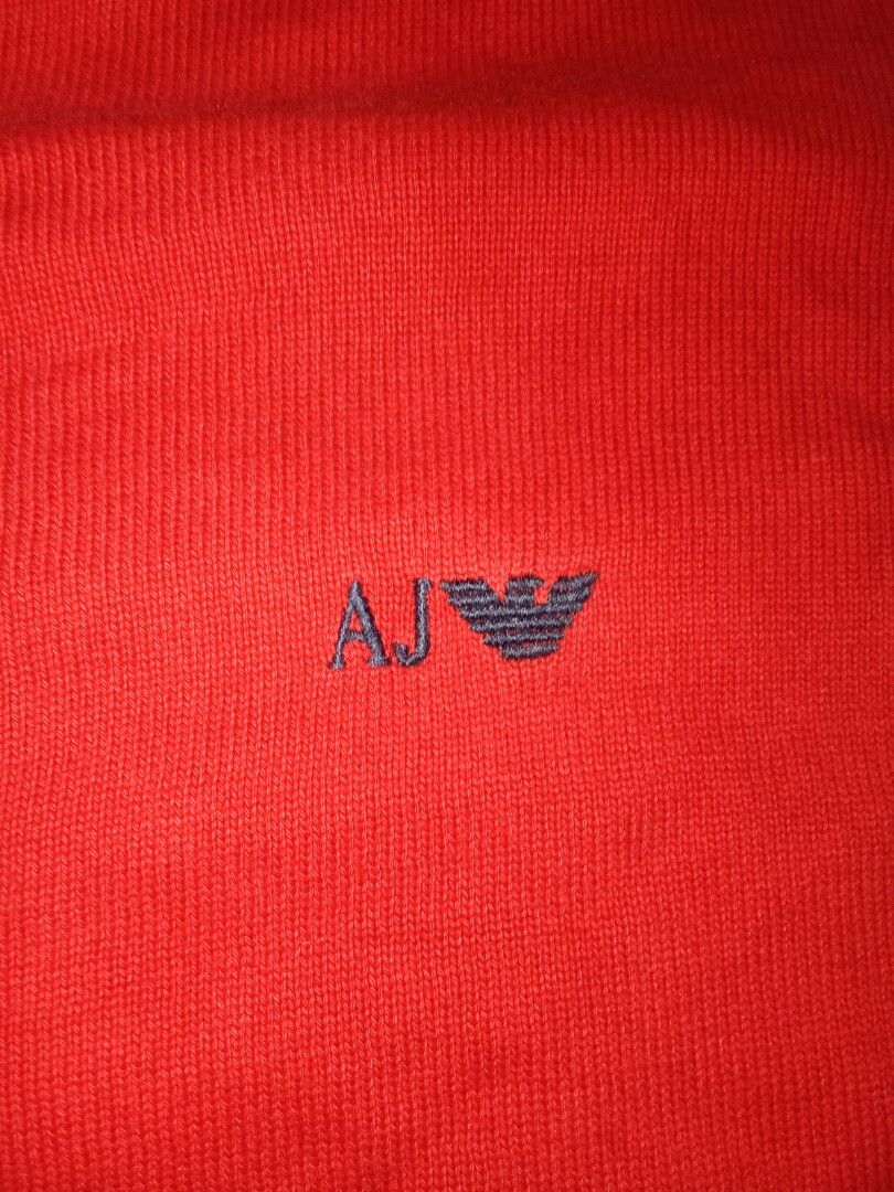 Armani Jeans Zipped Jacket Men's Original (Category: Luxury Apparel) located in San Mateo. Submitted by edluxe (Listing ID 1438314324, Image 2). Description: great condition original large fit men's.