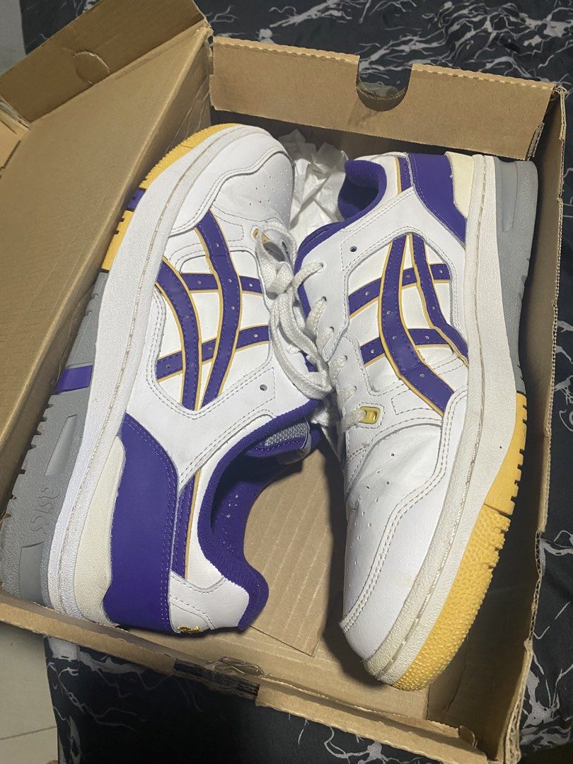 Asics EX89 (Price is negotiable) (Category: Casual Shoes) located in Imus. Submitted by joaquinduq01043 (Listing ID 1438438402, Image 1). Description: Visible creases but no damage.