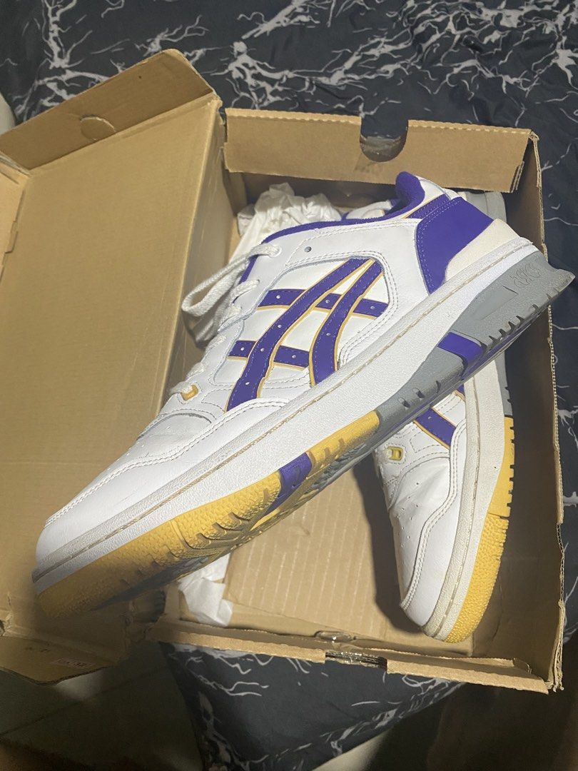 Asics EX89 (Price is negotiable) (Category: Casual Shoes) located in Imus. Submitted by joaquinduq01043 (Listing ID 1438438402, Image 3). Description: Visible creases but no damage.