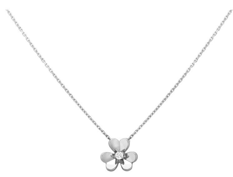 Auth Van Cleef Mini Frivole Necklace(read the description before mining) (Category: Necklaces) located in Makati City. Submitted by aurummaison (Listing ID 1438360519, Image 1). Description: The clasp is broken, selling this low. You can have the clasp replaced. Need funds to buy new jewelries..