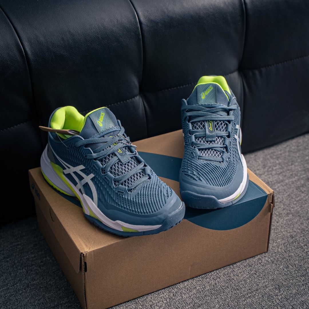 Authentic ASICS Court FF 3 Tennis Shoes (Category: Sneakers) located in Singapore. Submitted by hannaproductsales (Listing ID 1438494498, Image 3). Description: .