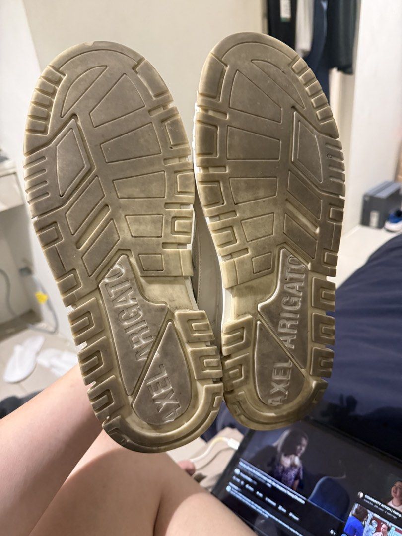 Axel Arigato Area Lo (Category: Sneakers) located in Manila. Submitted by rbries2000 (Listing ID 1438433593, Image 3). Description: FS: Axel Arigato Area Lo Size 44 used No box but with shoe bag from Axel Arigato Price: 3k + shipping fee c/o buyer Just PM me if interested .