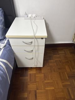 (Category: ) located in . Submitted by bcxt9krvj215350 (Listing ID 1438432726, Image 1). Description: .