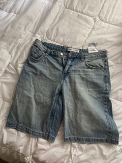 (Category: ) located in . Submitted by mixnmatcha (Listing ID 1438346289, Image 1). Description: .